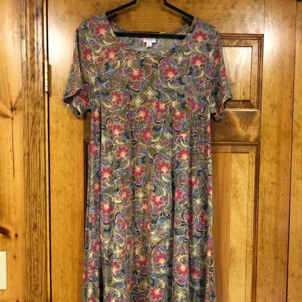 Lularoe Small Carly